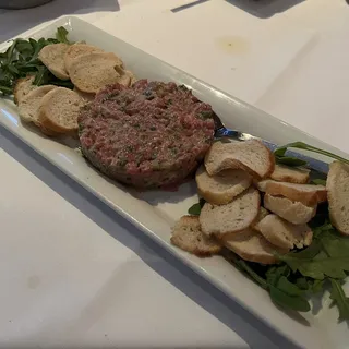 Steak Tartare*