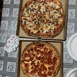 XL 16&quot; SUPREME &amp; Large 14&quot; Pepperoni