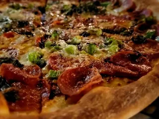 Walter's303 Pizzeria & Publik House Uptown