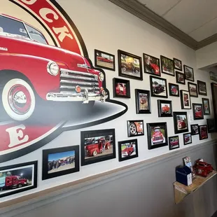 Wall Decor (Pics of your red truck)