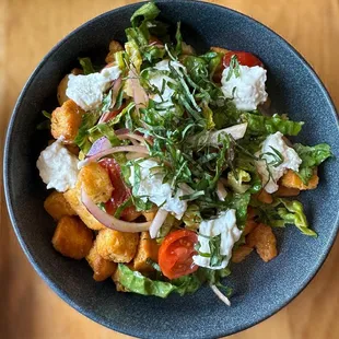 Panzanella salad