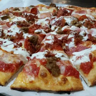 We had the Porker with ranch dressing. Chef Robyn Renner nailed it. I hope she wins the pizza world championship next spring. Pizza Master