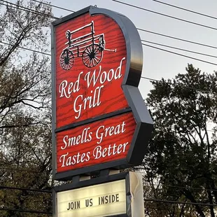Red Wood Grill sign on Cooley Lake Road in Waterford.