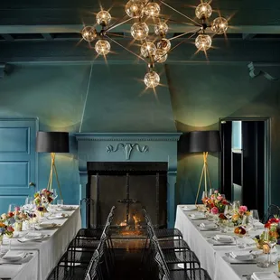 The Cardinals Quarters | Private Dining Room in Redbird