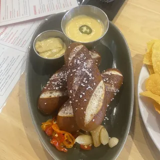 Garlic Confit Pretzel