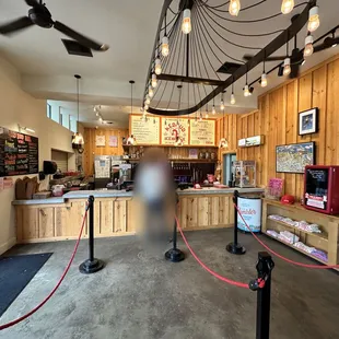 Order Counter and Que