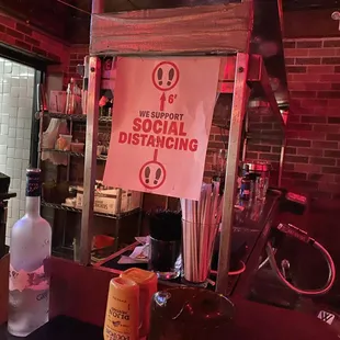 social distancing sign