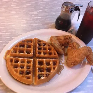 Chick & Waffles with 2 Wings