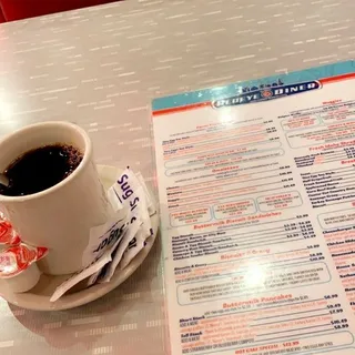 100% Freshly Brewed Colombian Coffee