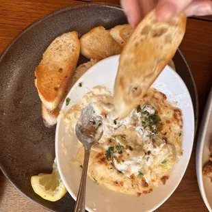 Crab &amp; Artichoke Dip