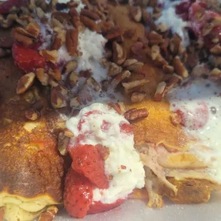 Banana stuffed pancakes