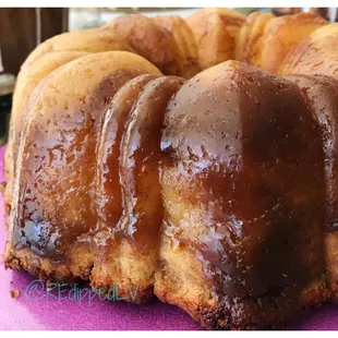 &quot;Henn Dawg&quot; Pineapple Cake