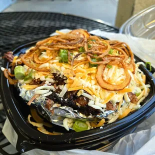 Big Hoss baked tater.  This includes brisket, pulled pork, and rib meat ... no need to choose one or the other.