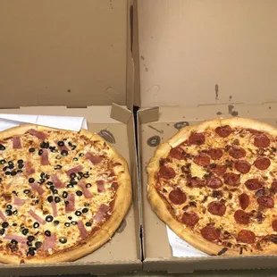 2xl 2 XL Two Topping Pizzas