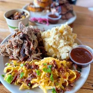 Pulled Pork Loaded Baked Potato Mac and Cheese