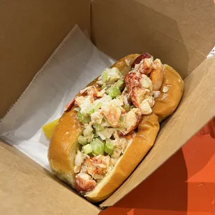 Lobster roll