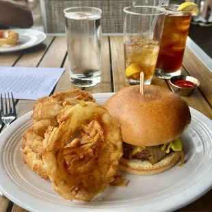 Hamburger and onion rings