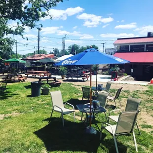 8,000 square foot outdoor seating