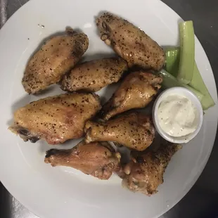 Grilled or baked chicken wings