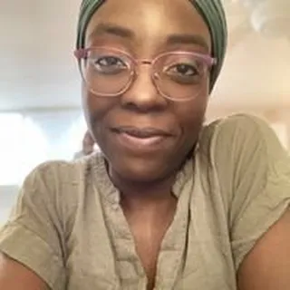 Janelle W.