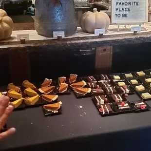 Thanksgiving buffet (desserts)