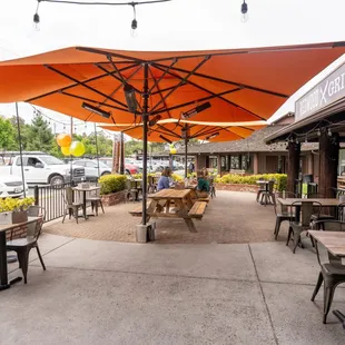 Patio Dining, pup friendly!