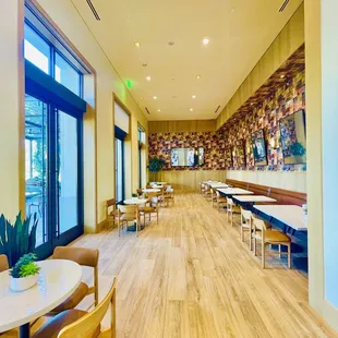 sushi and sashimi, interior