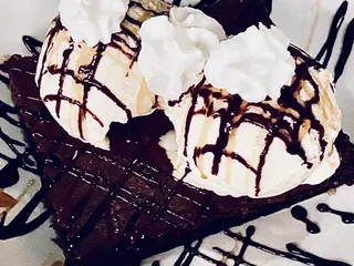 Palace kitchen + craft bar