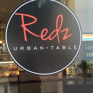 redz urban table