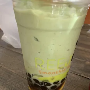 Avocado custard tapioca pudding (avocado shake with boba and pudding)