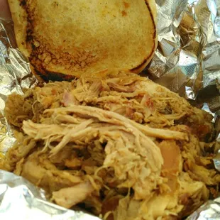 Pulled pork sammich. Toasted bun. Lotsa pork.