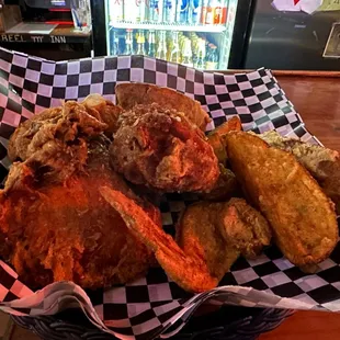 chicken, chicken wings, fried chicken wings, poultry, fried chicken, chicken wings and fried chicken, food, bbq chicken, bbq wings