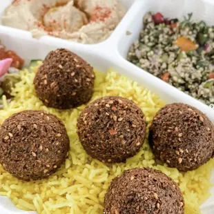 Tuesday-Sunday 12pm-9pm
Pick up or delivery available.  Find us at the Thicket Food Park.