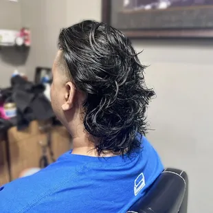 Curly mullet by Eliza