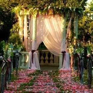 Indoor or Outdoor Venue