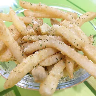 Vegan Parmesan Truffle Fries