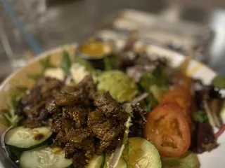 Seis Kitchen