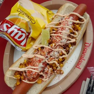 Elote hot dog