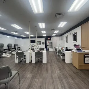 Regal nails dinuba