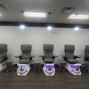 Regal nails dinuba