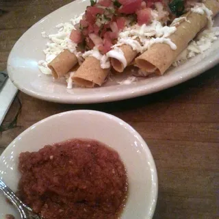 Taquitos de Pollo