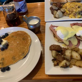 Eggs Benedict