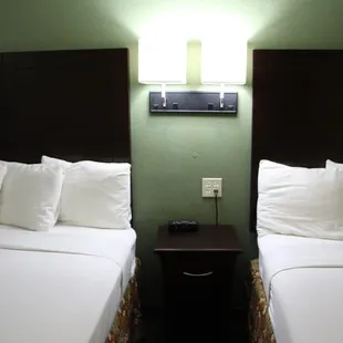 Regency Inn &amp; Suites in Pittsburg Kansas