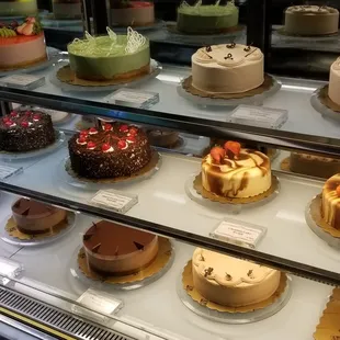 Delectable Cakes