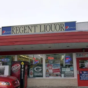 the front of regent liquor