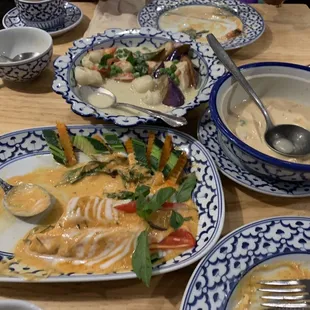 Golden Salmon, Tom Kha Gai, Green Sea