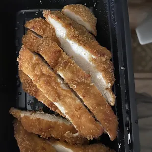 Lemon chicken. Looks great, generous amount except breading taste like fried in old oil