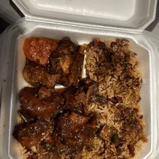 Oxtail, one slice veggie, 2lbs!! rice n beans