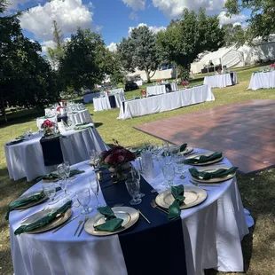 Wilton wedding guest tables