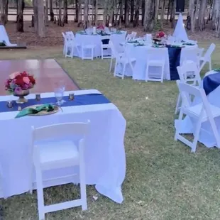Wilton wedding guest tables